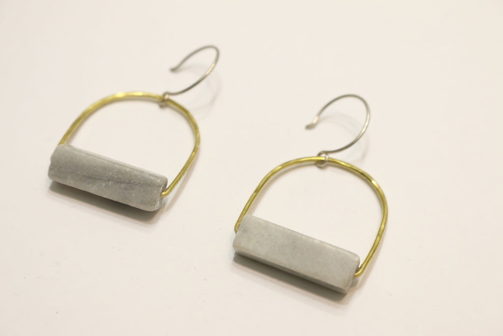 Holly Bobisuthi grey marble loop earrings - pskaufmanfootwear