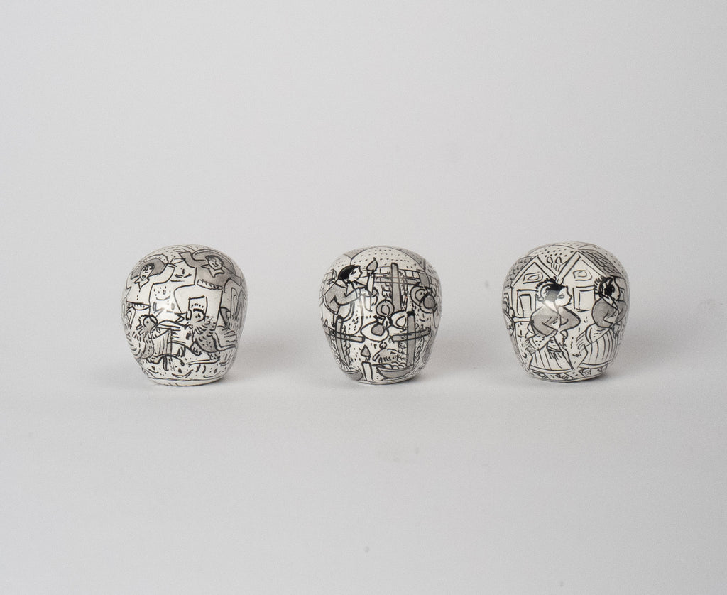 ceramic mini skulls