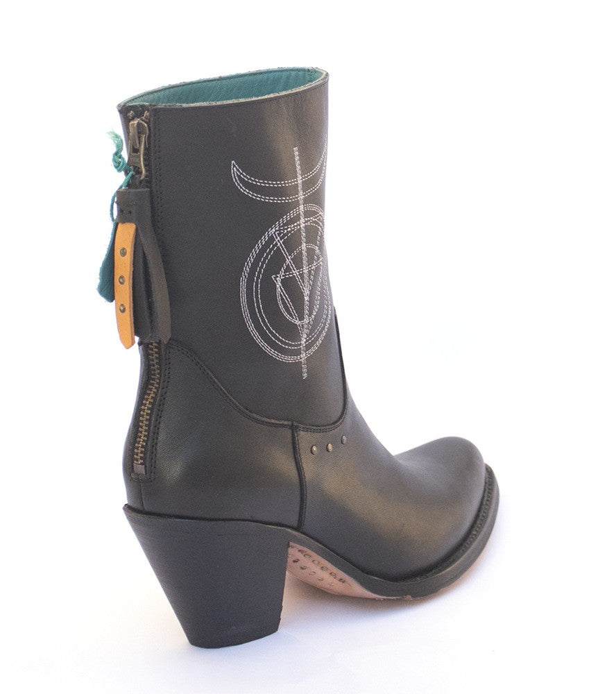 No.1053 ALLEY symbol boot Black - pskaufmanfootwear