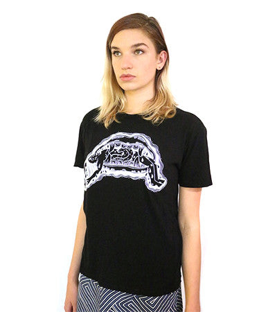 deerjerk black lady in mouth T-Shirt - pskaufmanfootwear