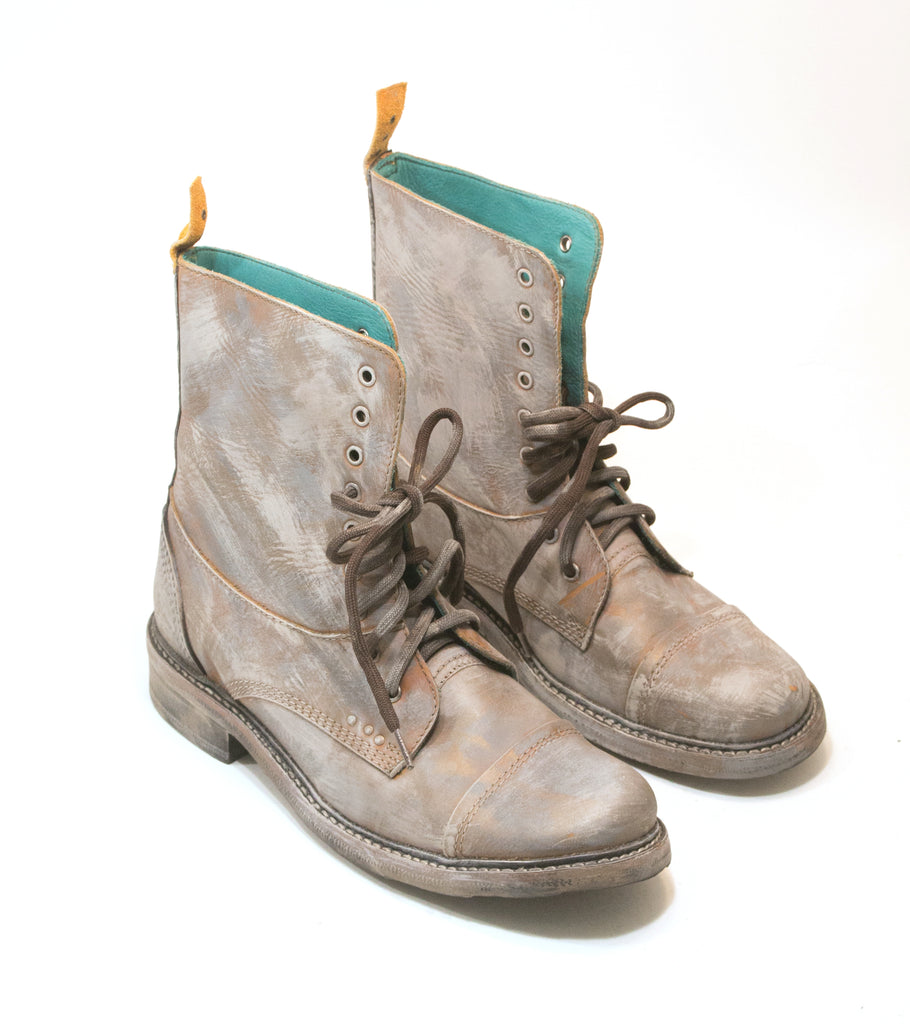 no.0028 interchange boot bone/grey sz 11 - pskaufmanfootwear