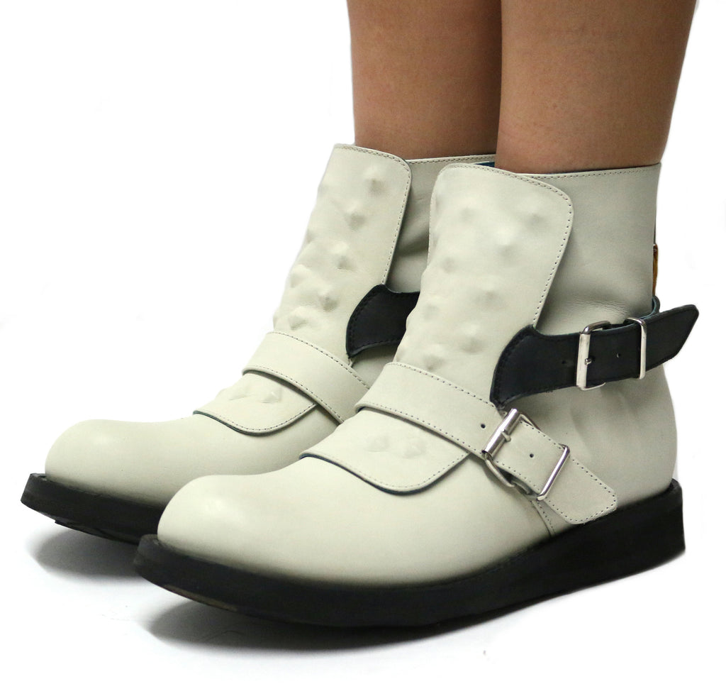 No.1011 ROADWAY back zip boot Bone - pskaufmanfootwear