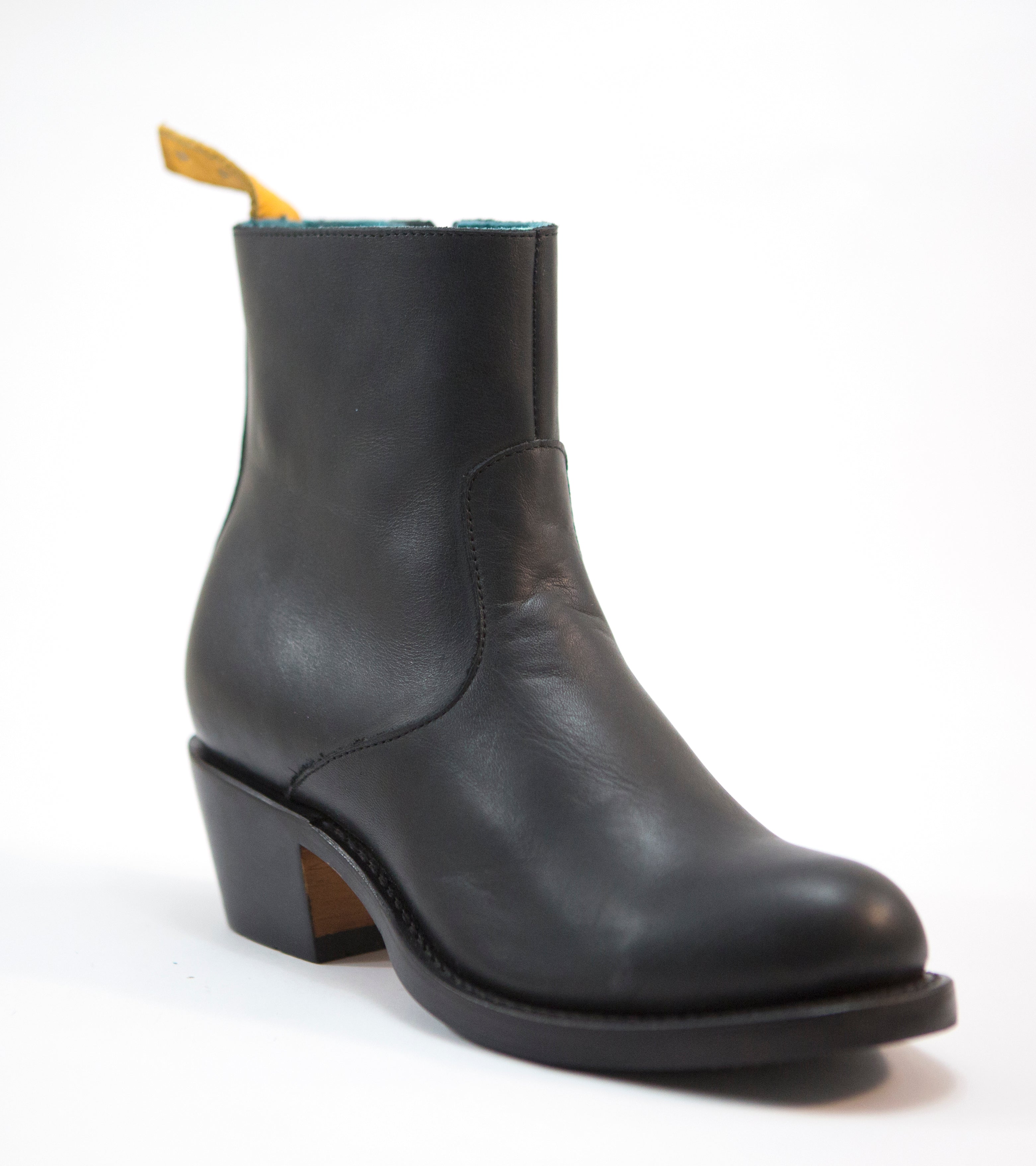 Acne Studios Square-toe Leather Ankle Boots in Black for Men